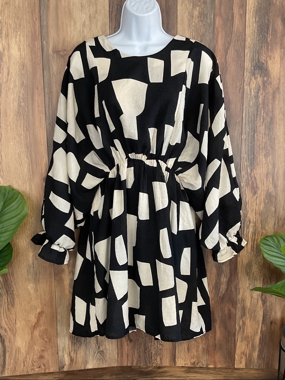 Ces Femme Abstract Geometric Long-Sleeve Midi Dress 8 221B